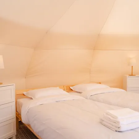 Kemp Glamping