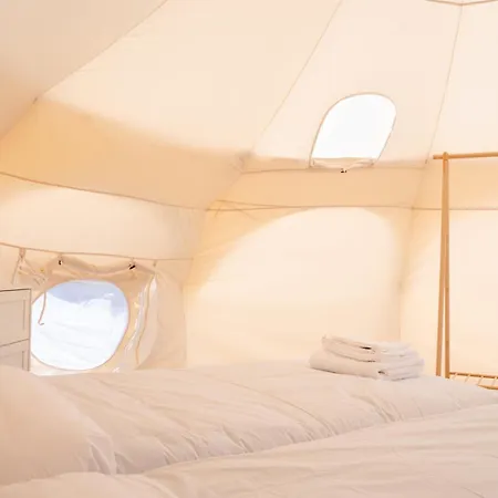 Glamping *